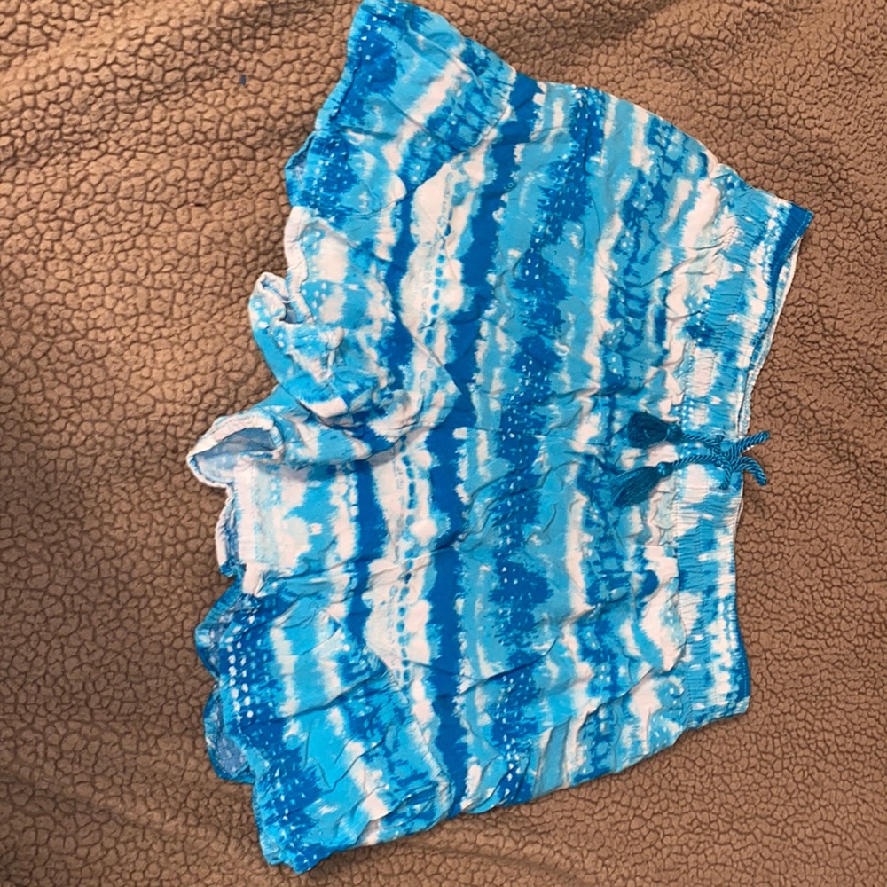 Blue and white flowy shorts/skort